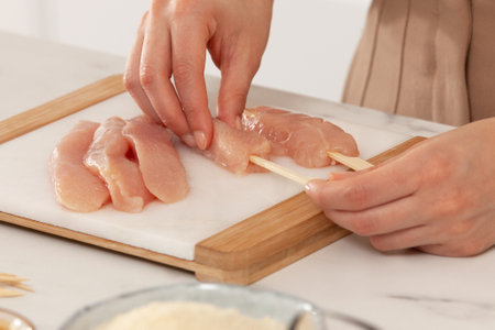 Panerad kycklingsatay med glutenfritt mandelmjöl - step2