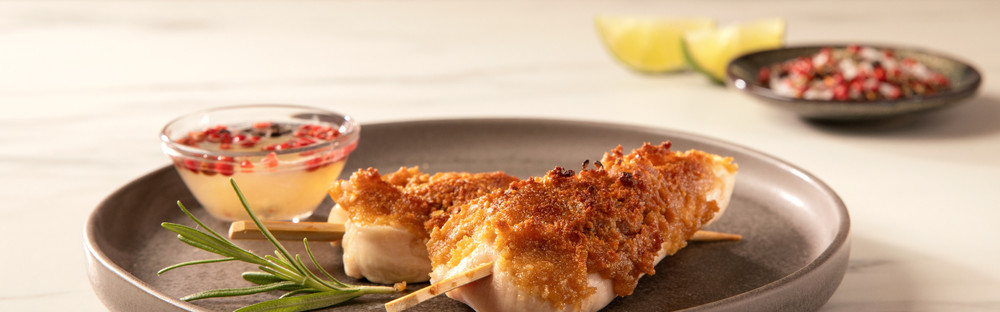 Panerad kycklingsatay med glutenfritt mandelmjöl main image
