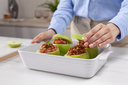 Gröna äpplen fyllda med Masala kyckling - step5b