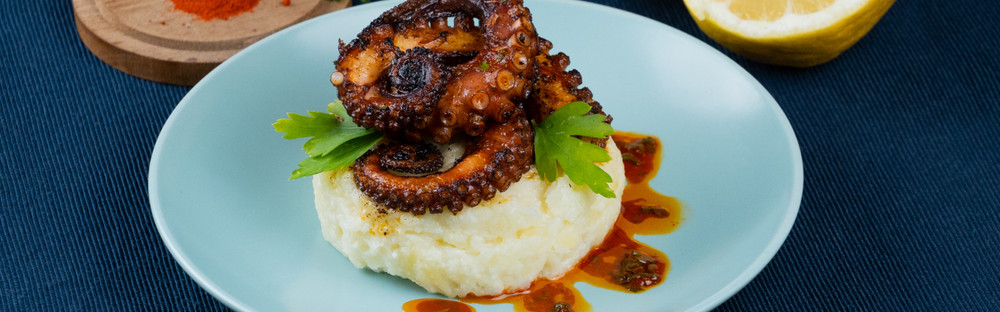 Poulpe grillé main image