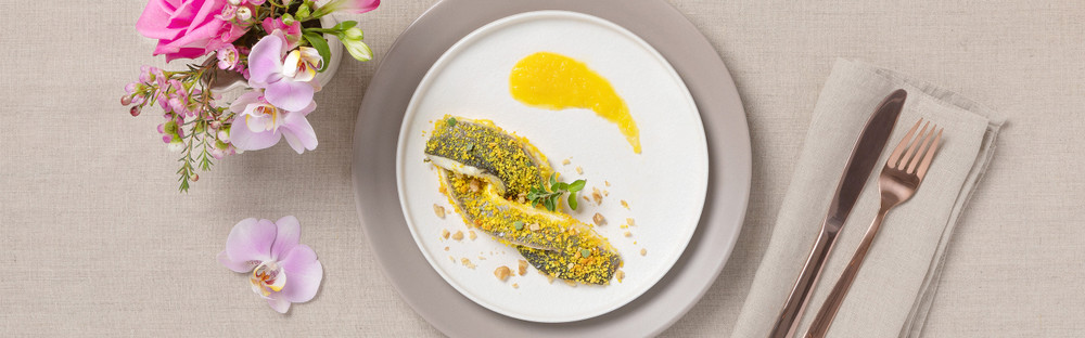 Biban pane cu nucă și sos de mango main image