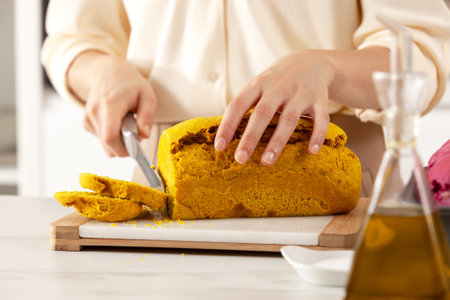 Червоно-жовтий мультизерновий сендвіч з авокадо - step12