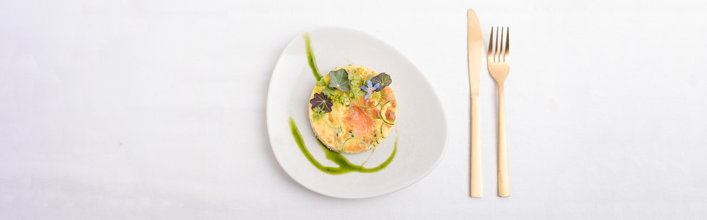 Pastel de salmón al estilo mediterráneo main image