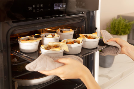 Minipaier med sopp, gresskar, honning og kastanjer - step12