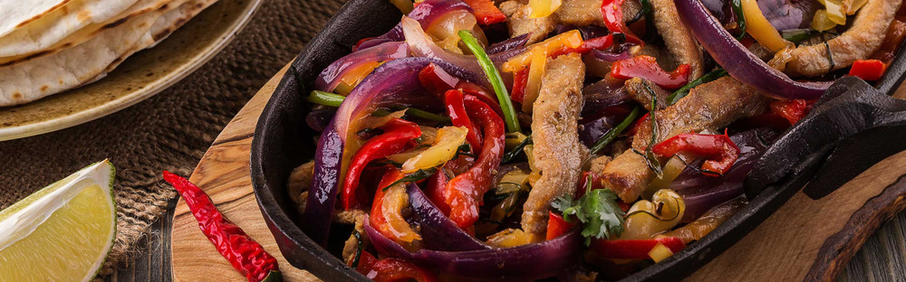 Свинина з цибулею та перцем main image