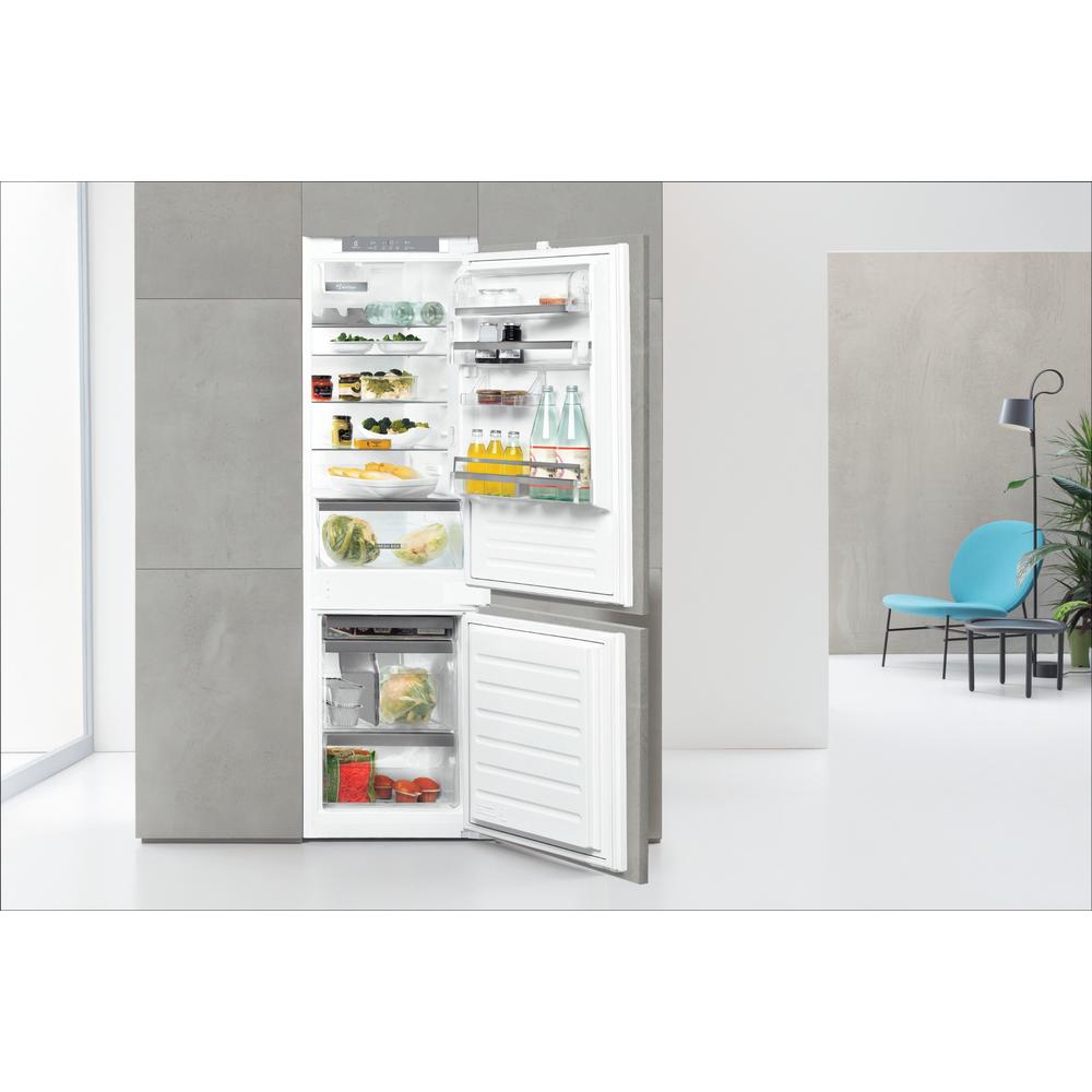 Whirlpool Kühl- / Gefrierkombination Einbaugerät WBB 18SF32R Weiss 2 Türen Lifestyle frontal open