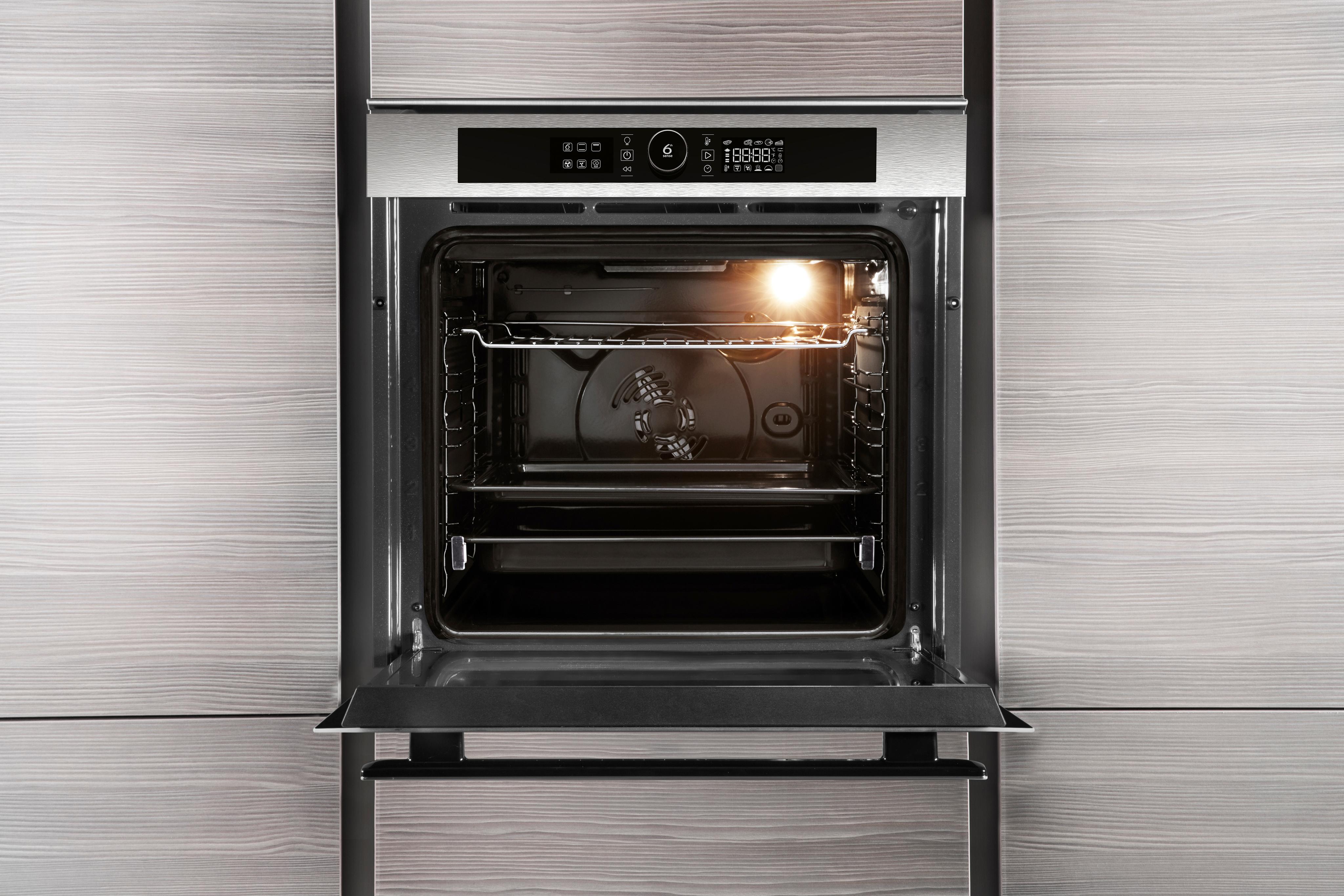Електрическа фурна за вграждане Whirlpool: цвят инокс, самопочистваща се - AKZM 8660 IX