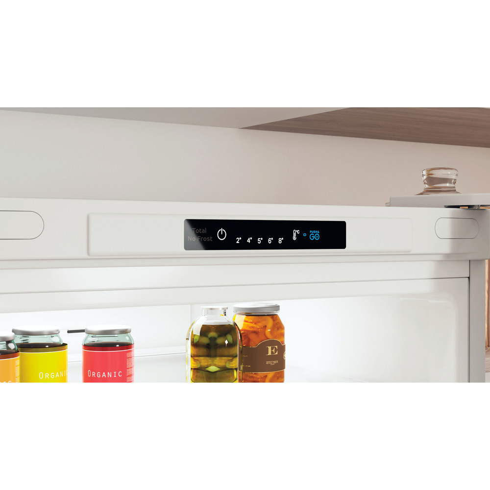 Indesit Kombinacija hladnjaka/zamrzivača Samostojeći INFC8 TI21W Bijela 2 doors Lifestyle control panel