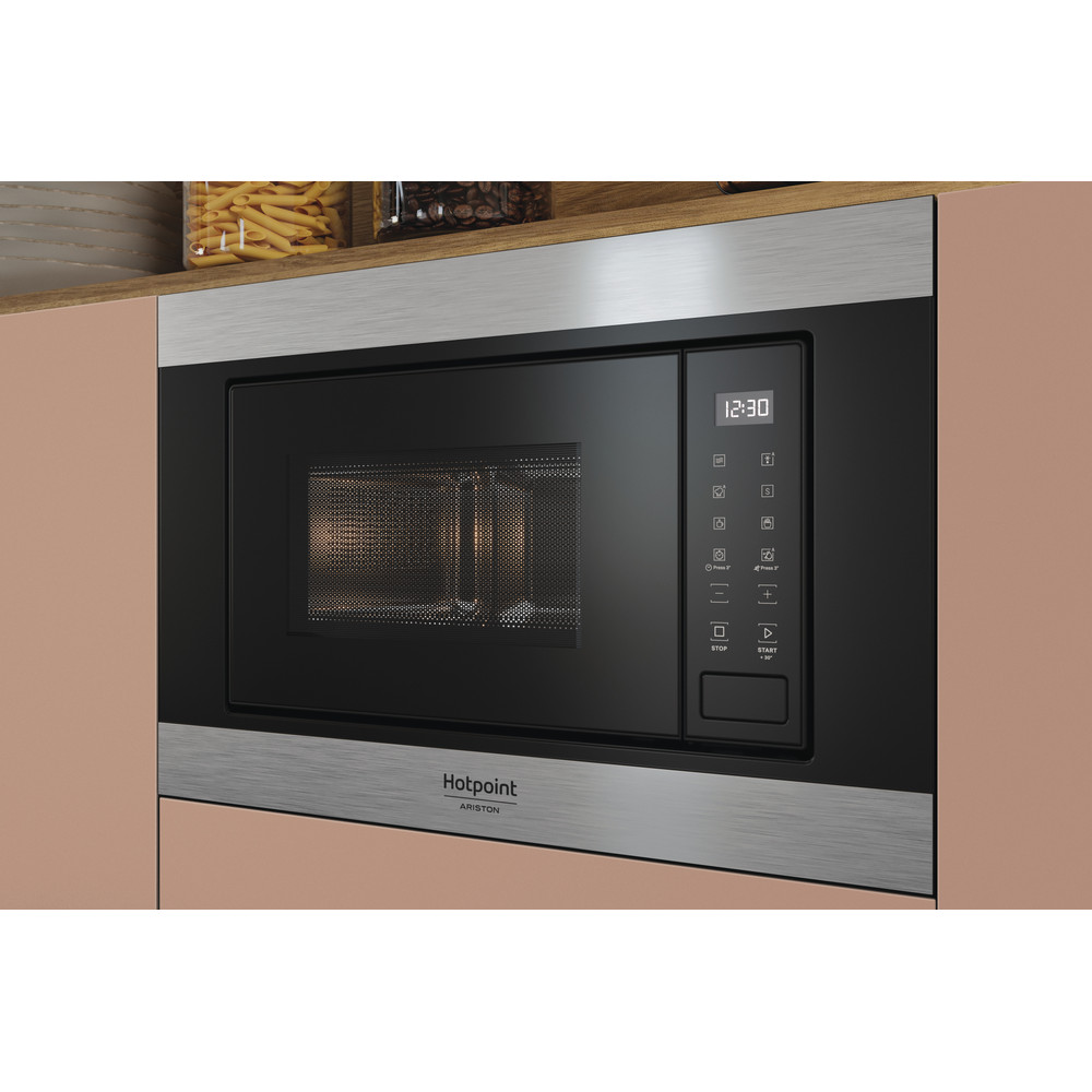 Hotpoint_Ariston Four micro-ondes Encastrable MF20S IX HA.1 Acier inoxydable Electronique 20 Micro-ondes uniquement 800 Lifestyle perspective