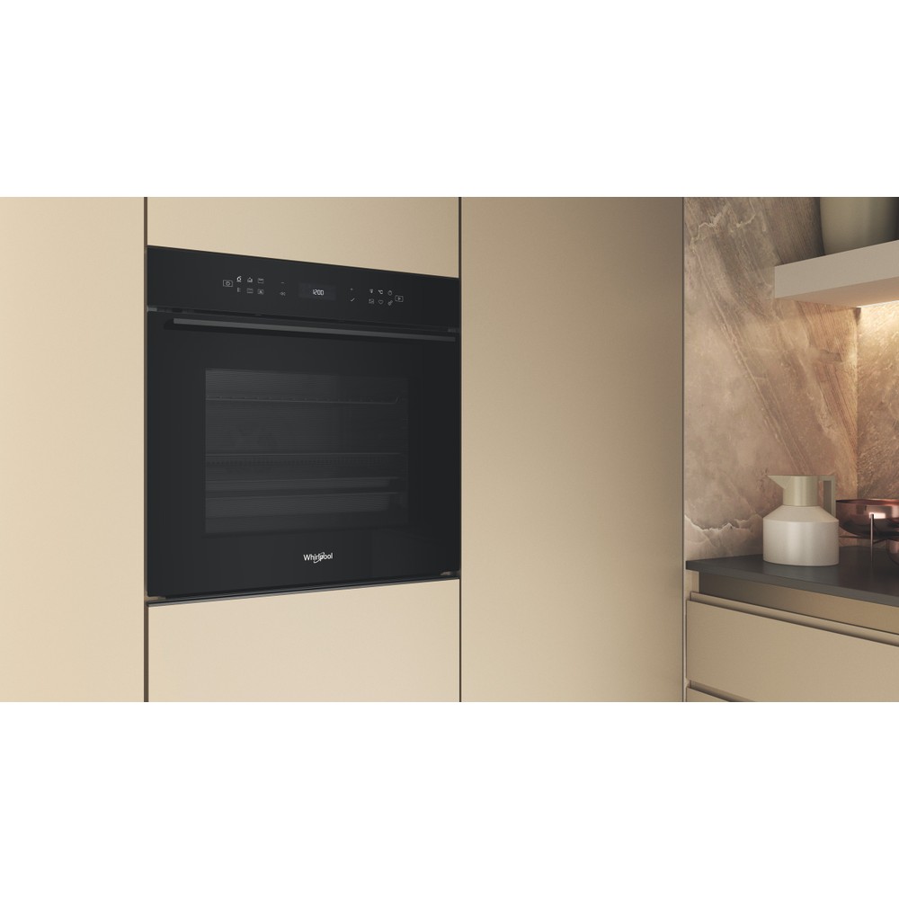 Whirlpool Rúry Vstavané WOI78PT1SBAC Elektrická A+ Lifestyle perspective