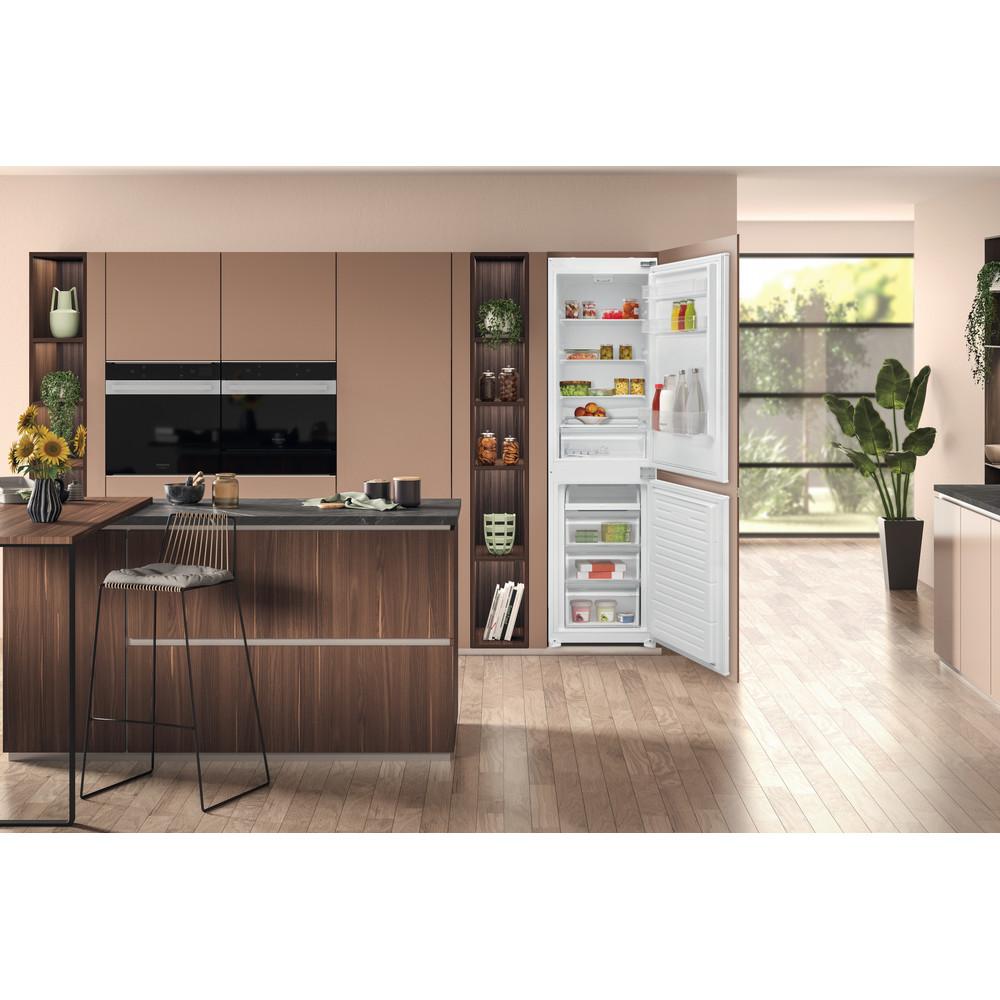 Hotpoint Fridge-Freezer Combination Built-in HMCB 50502 UK White 2 doors Lifestyle frontal open