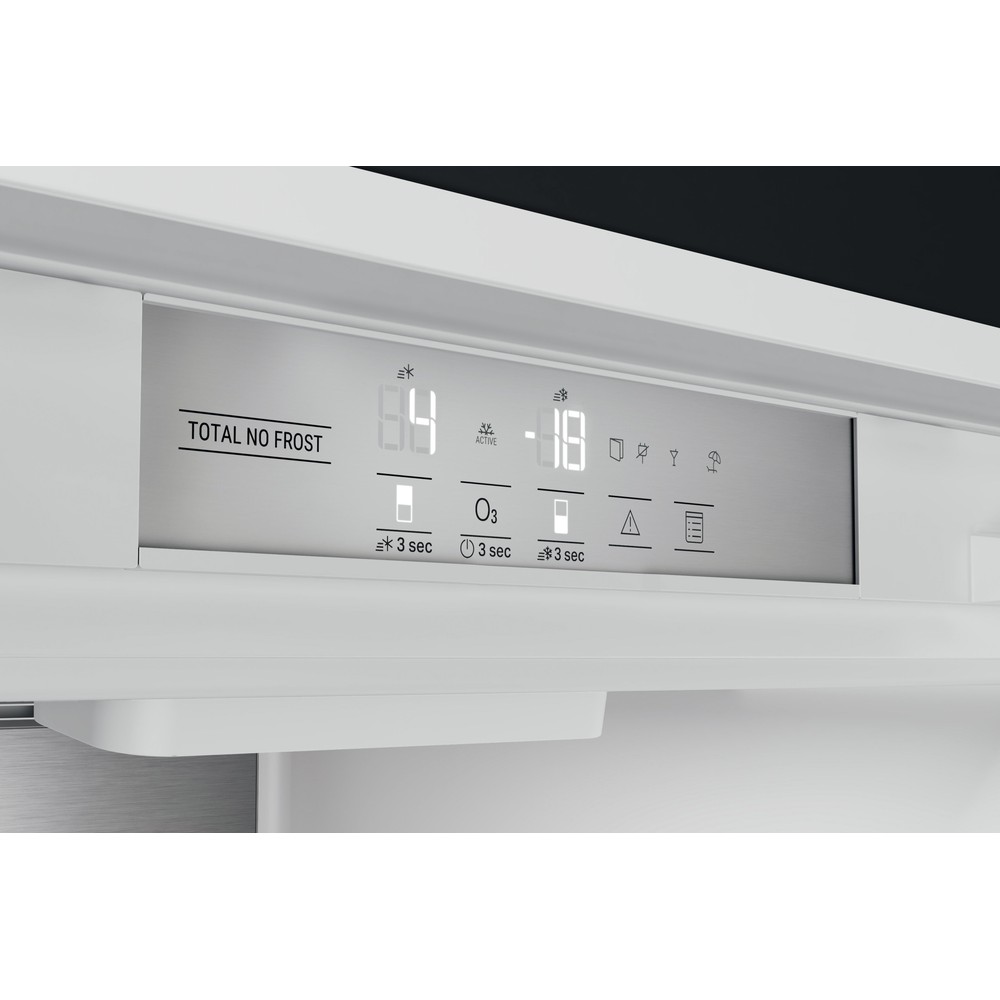 Bauknecht Koel-vriescombinaties Inbouw KGITN 18F3 MA Wit 2 doors Lifestyle control panel
