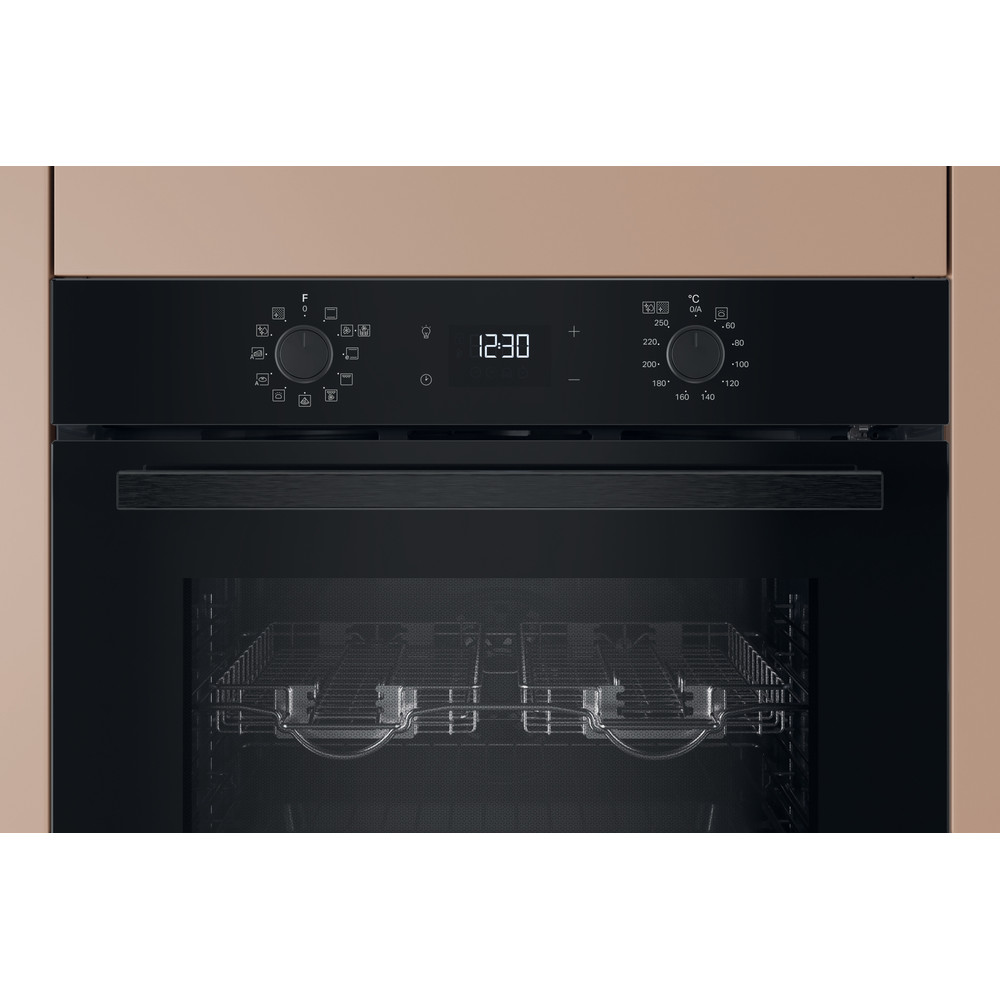 Hotpoint_Ariston Four Encastrable HAO 478PZ B Electrique A++ Lifestyle control panel