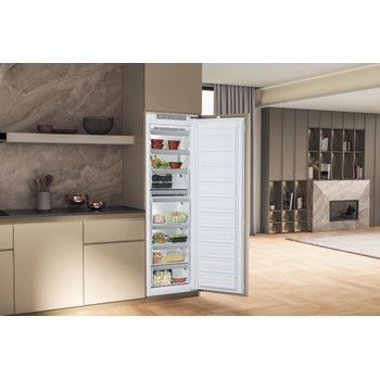 Whirlpool Mraznička Vestavné AFB 18402 Bílá Lifestyle perspective open
