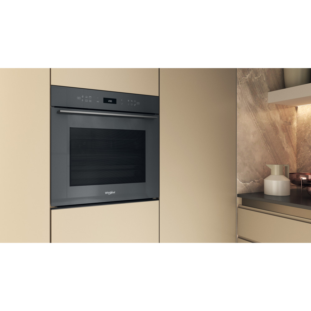 Whirlpool Oven Inbouw WOI78HT1SSGA Elektrisch A+ Lifestyle perspective