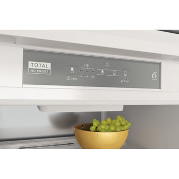Whirlpool Холодильник з нижньою морозильною камерою. Вбудований (-а) WHC20 T352 Білий 2 двері Control panel