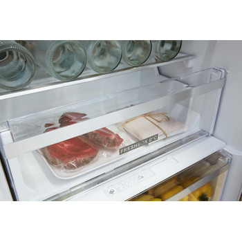 Whirlpool Kombinirani hladnjak Samostojeći W7 911I OX Optički Inox 2 doors Lifestyle detail