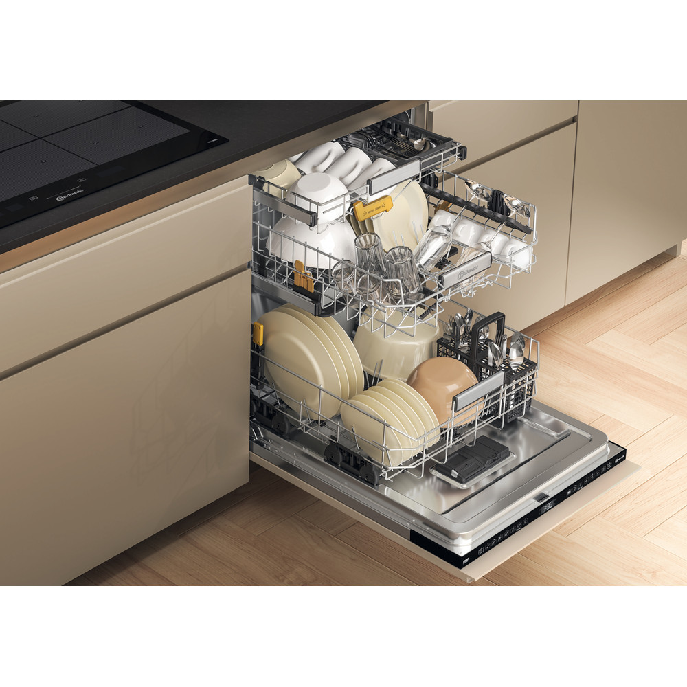 Bauknecht Dishwasher Inbouw B8I HF58 TUSC Volledig geïntegreerd B Lifestyle perspective open