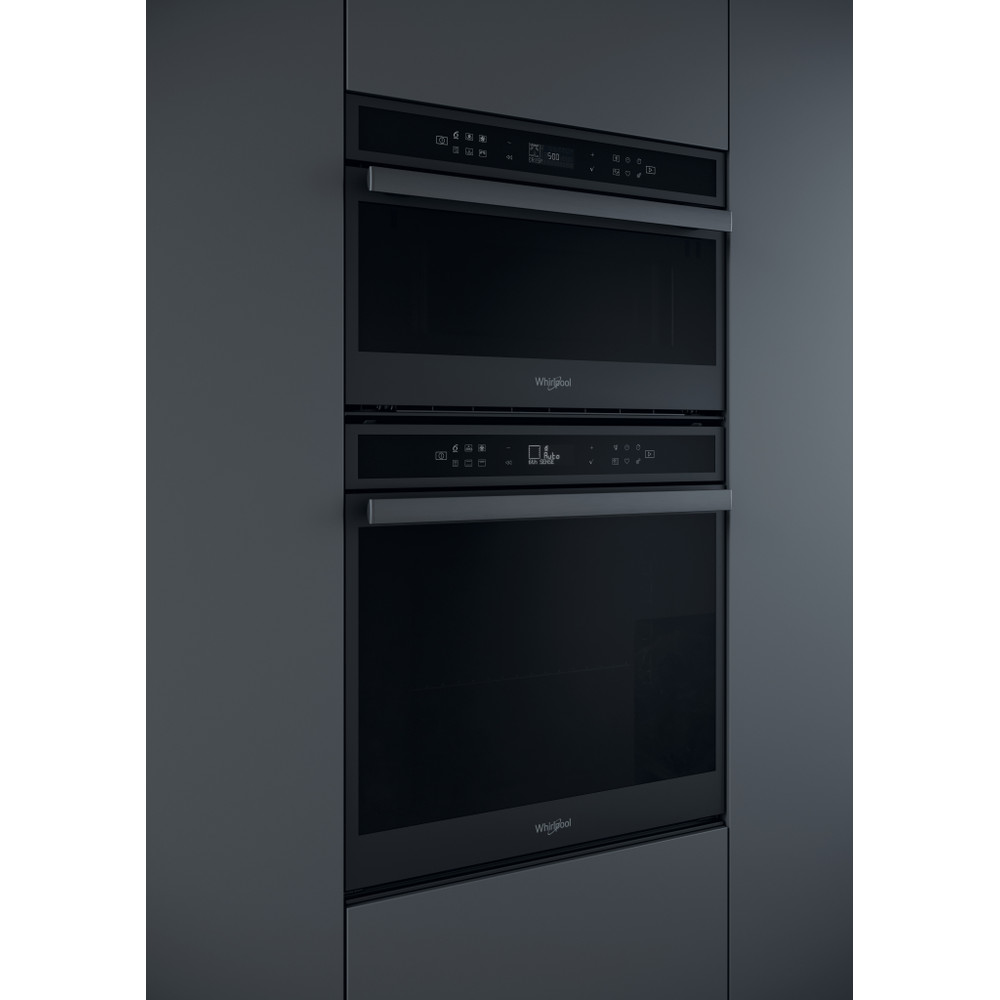 Whirlpool Four Encastrable W6 OM4 4S1 P BSS Electrique A+ Lifestyle perspective