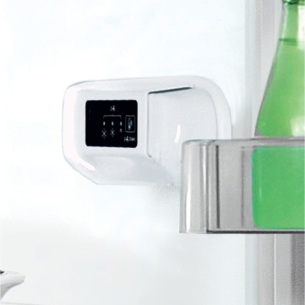 Indesit Kombinacija hladnjaka/zamrzivača Samostojeći LI8 S2E S Srebrna 2 doors Control panel