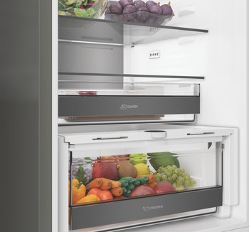 Окремо стоячий холодильник з морозильною камерою Whirlpool - WHK