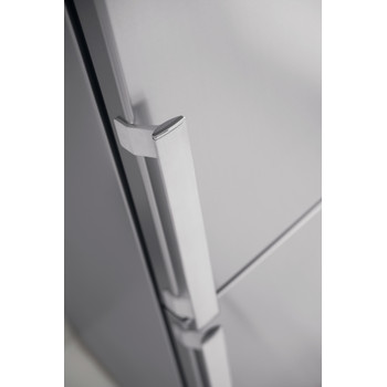 Whirlpool Combinado Livre Instalação WT70E 832 X AQUA Optic Inox 2 doors Lifestyle detail