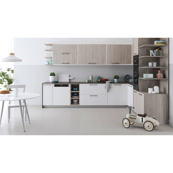 Indesit Myčka nádobí Vestavné I3B L634 X Half-integrated D Lifestyle frontal