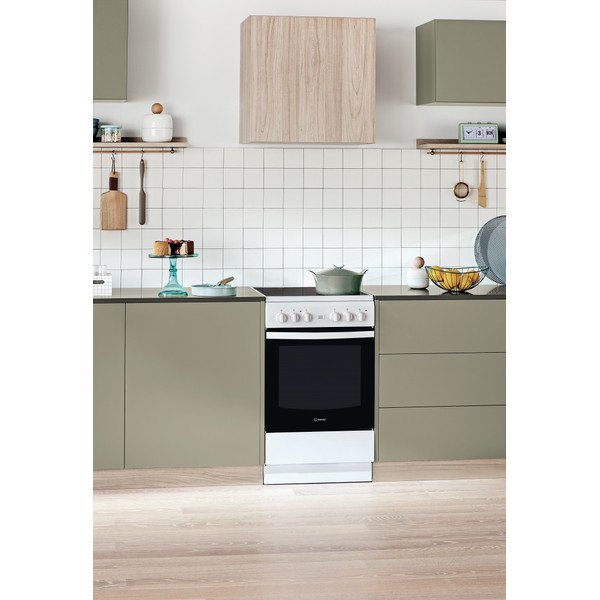 Indesit Pliit IS5V8GMW/E Valge Electrical Lifestyle perspective