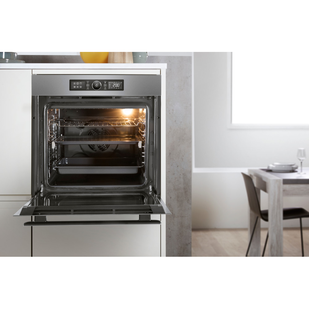 Whirlpool Духові шафи Вбудований (-а) OAKZ9 6200 CS IX Електрична A+ Lifestyle frontal open