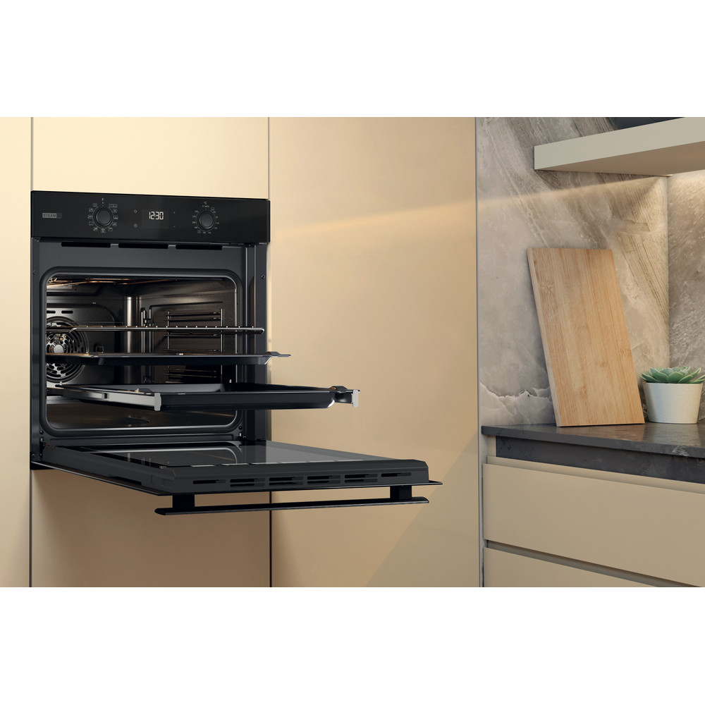 Whirlpool Sütő Beépíthető OMSR58CU1SB Elektromos A+ Lifestyle perspective open