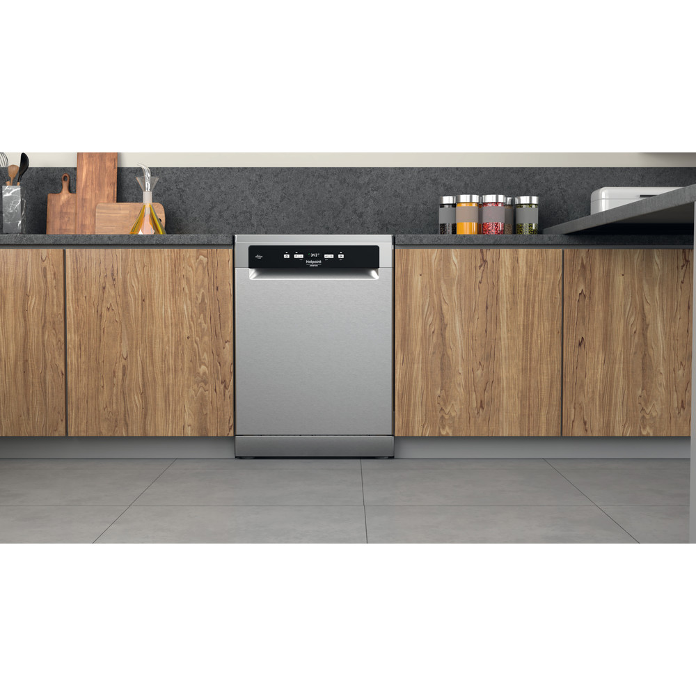 Hotpoint_Ariston Zmywarka Wolnostojący IHFC 3B+26 X Wolnostojący E Lifestyle frontal