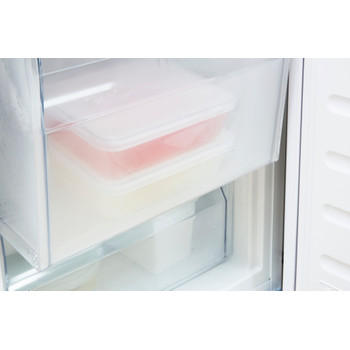 Indesit Kühl- / Gefrierkombination Einbaugerät IBM 18SC11R Weiss 2 Türen Drawer