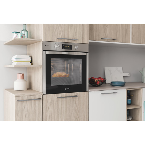 Indesit Trouba Vestavné IFWS 5844 JH IX Elektrický A+ Lifestyle perspective