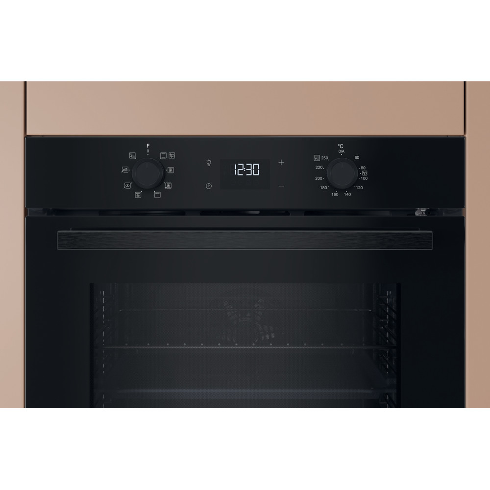 Hotpoint_Ariston Four Encastrable HAOB 475P B Electrique A++ Lifestyle control panel