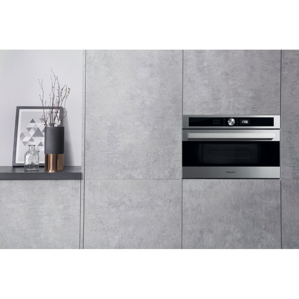 Hotpoint Microwave Built-in MD 554 IX H Stainless Steel Electronic 31 MW+Grill function 1000 Lifestyle frontal
