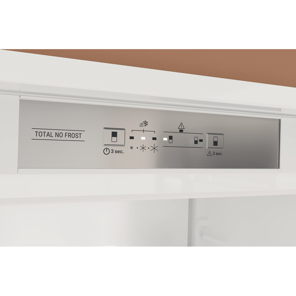 Hotpoint_Ariston Combiné Encastrable HA SP70 T111 Blanc 2 portes Control panel