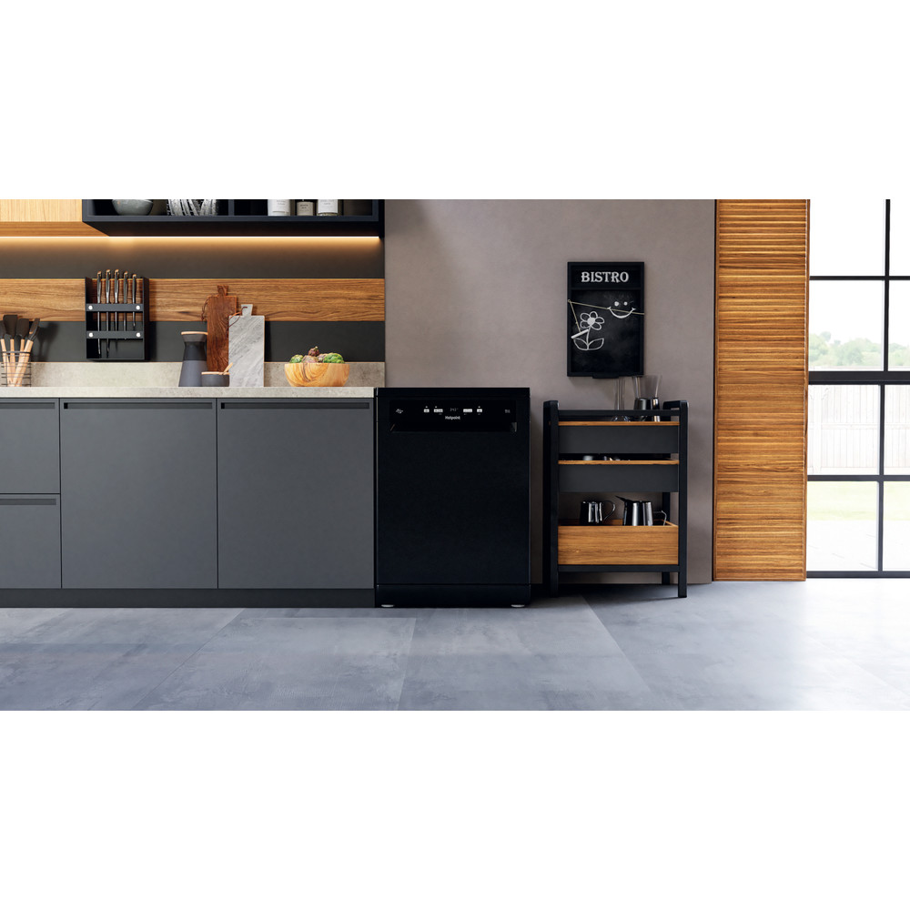 Hotpoint Dishwasher Free-standing HFC 3C26 WC B UK Free-standing E Lifestyle frontal