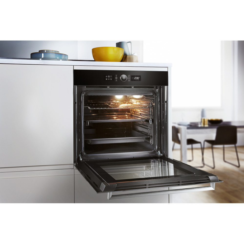 Whirlpool Духові шафи Вбудований (-а) OAKZ9 7921 CS NB Електрична A+ Lifestyle perspective open