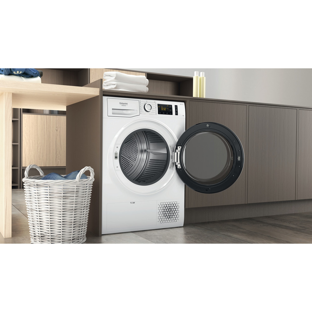 Hotpoint_Ariston Secador NT M11 91WK EU Branco Lifestyle perspective open