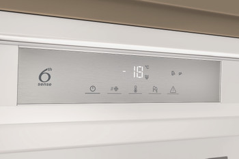 Вертикальна морозильна камера Whirlpool - WHSD18F013D1 | European