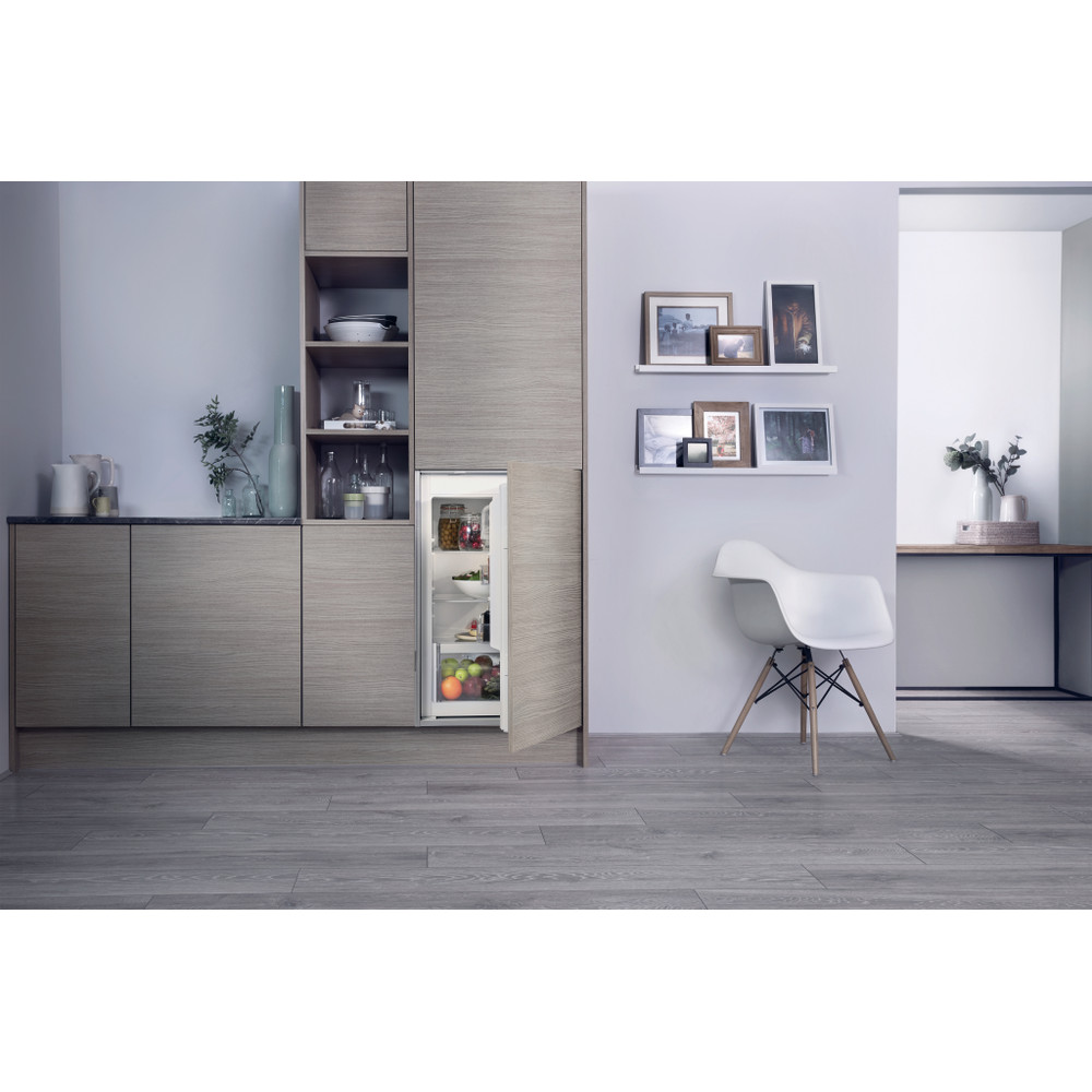 Bauknecht Réfrigérateur Encastrable KSI 09VF2 Acier Lifestyle frontal open