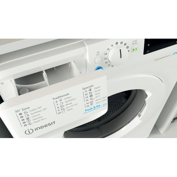 Indesit Perilica za rublje Samostojeći BWE 81284X W EE N Bijela Prednje punjenje C Drawer
