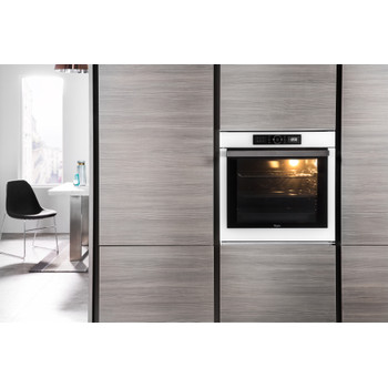 Whirlpool pećnica Ugradbeni AKZM 8480 WH Električna A+ Lifestyle frontal