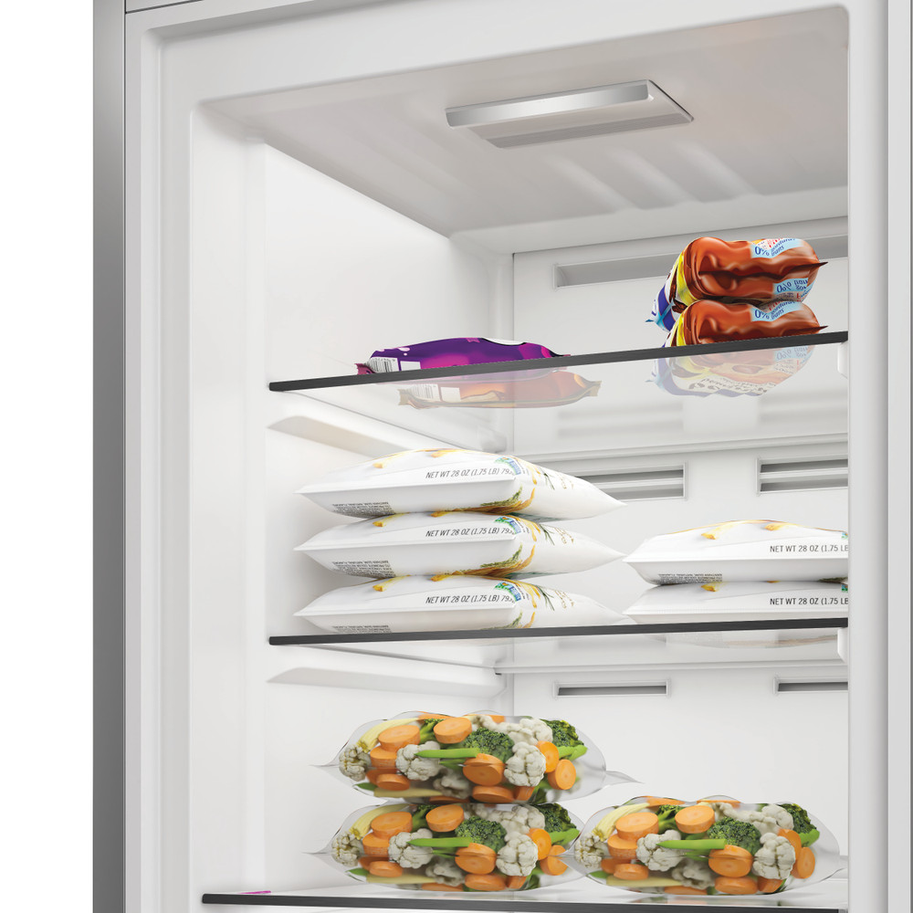Whirlpool Zamrzivač Samostojeći WHMFF 6312 W4E White - ARC P1 Lifestyle detail