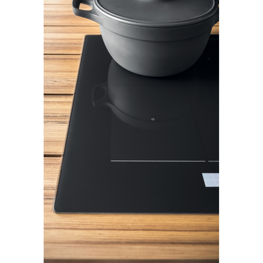 Bauknecht Piano cottura CTAC 8780AFS NE Nero Induction vitroceramic Lifestyle detail