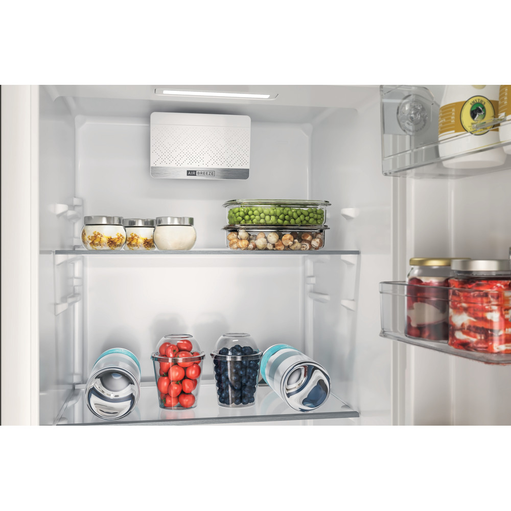 Bauknecht Réfrigérateur Encastrable BKSD18A023C1 Acier Lifestyle detail