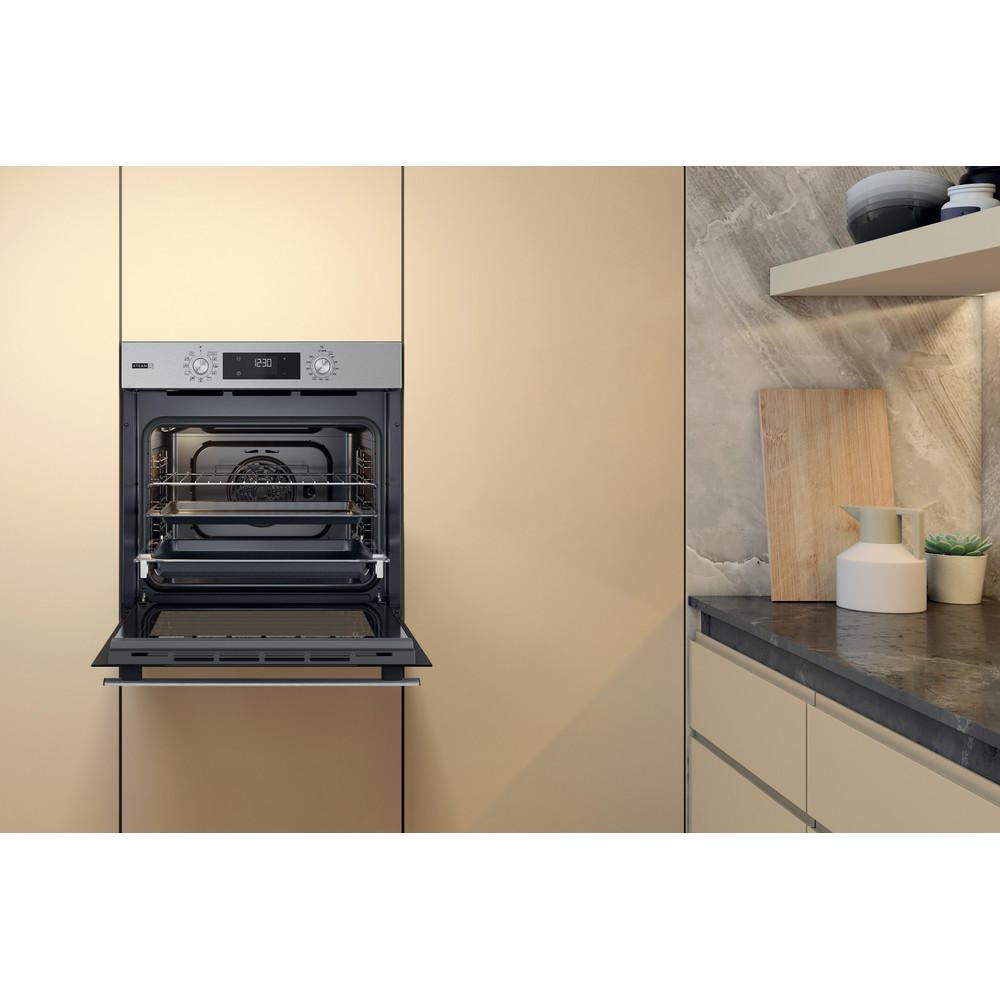 Whirlpool pećnica Ugradbeni OMSR58CU1SX Električna A+ Lifestyle frontal open