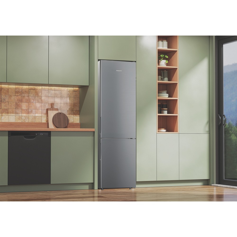 Hotpoint Combinados Libre instalación HPK 25401 XP4E New Silver – ARC 1035 2 doors Lifestyle perspective