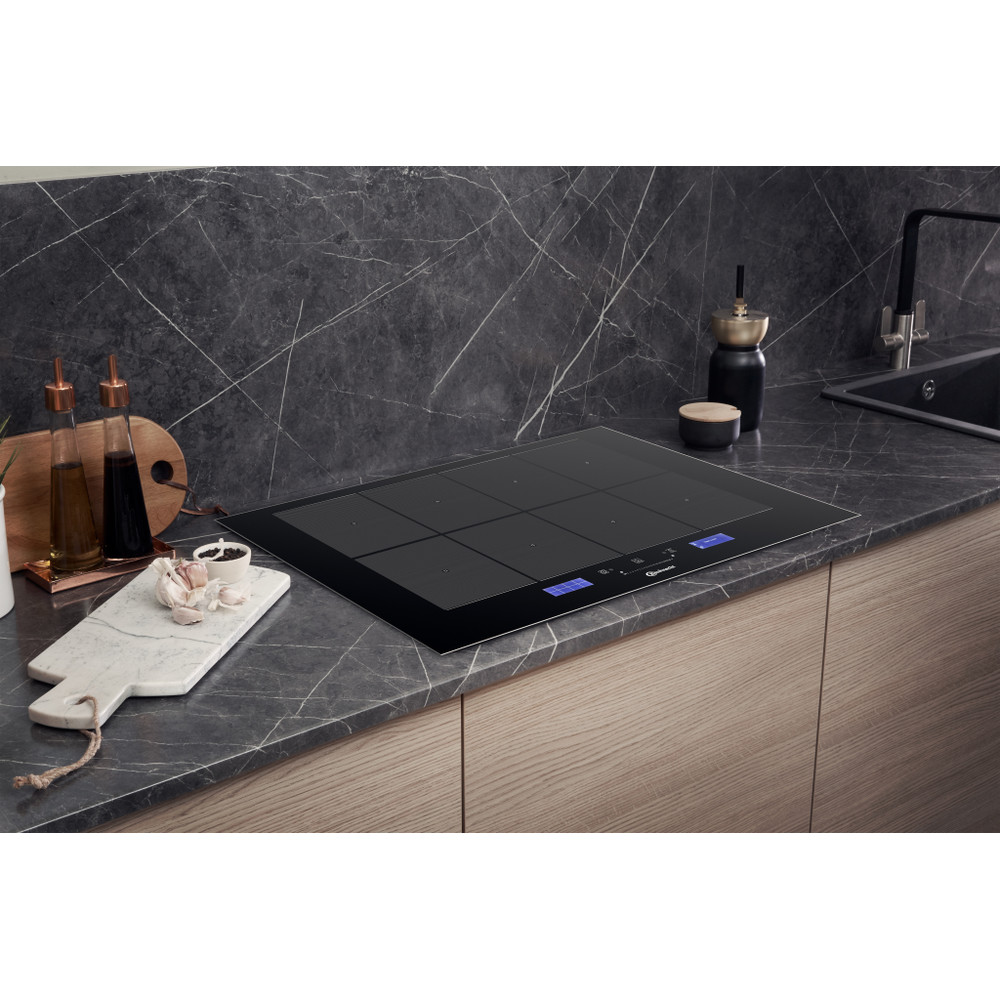 Bauknecht Table de cuisson CTAC 8780AFS AL Noir Induction vitroceramic Lifestyle perspective