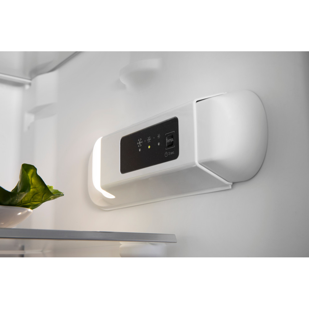 Hotpoint_Ariston Réfrigérateur Encastrable SZ 12 A2 D/HA 2 FR Lifestyle control panel